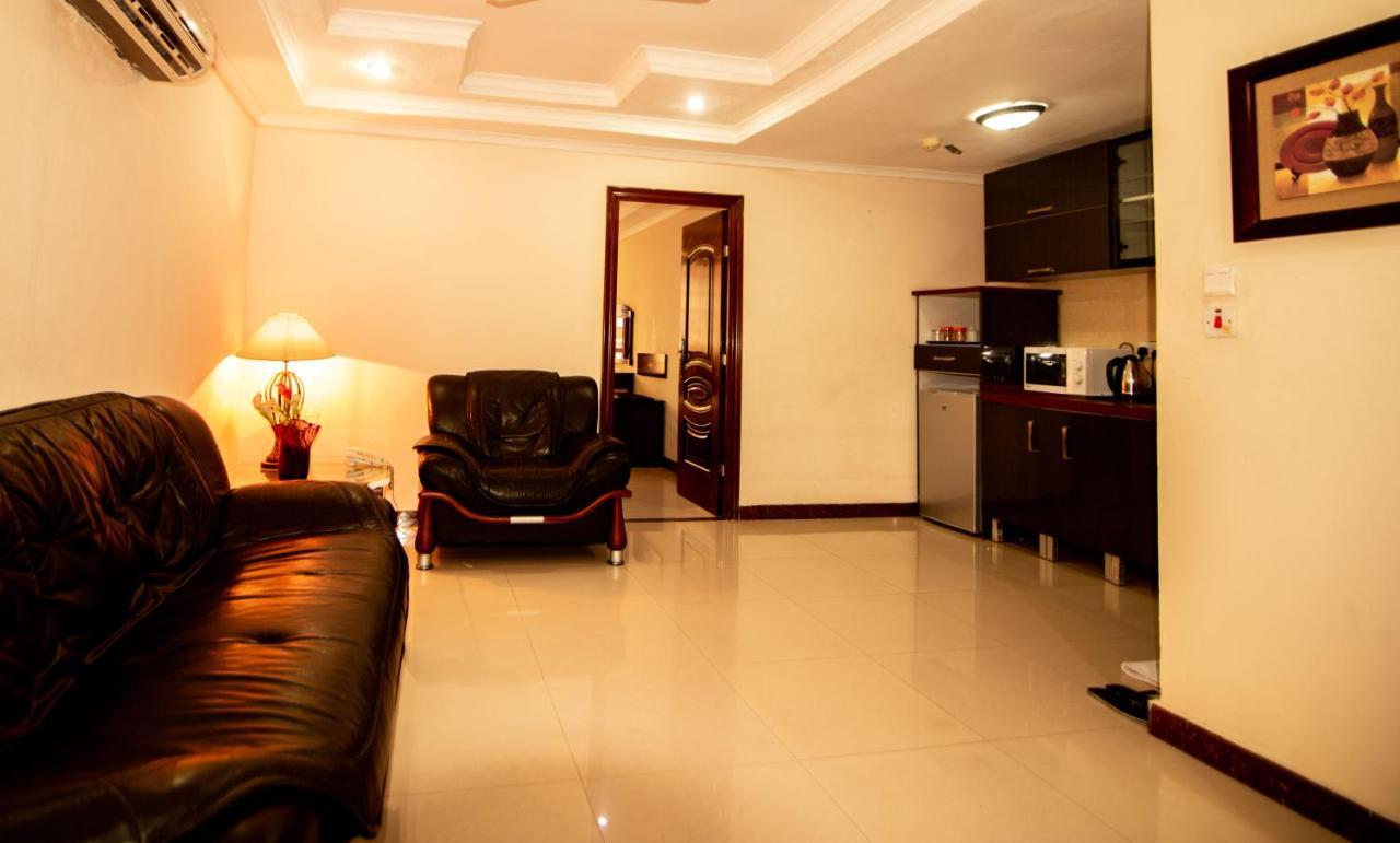 Urban Rose Hotel & Apartments Dar es Salaam Bagian luar foto