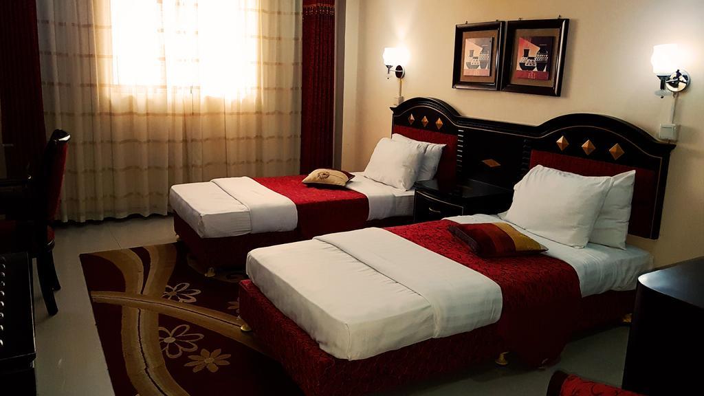 Urban Rose Hotel & Apartments Dar es Salaam Bagian luar foto