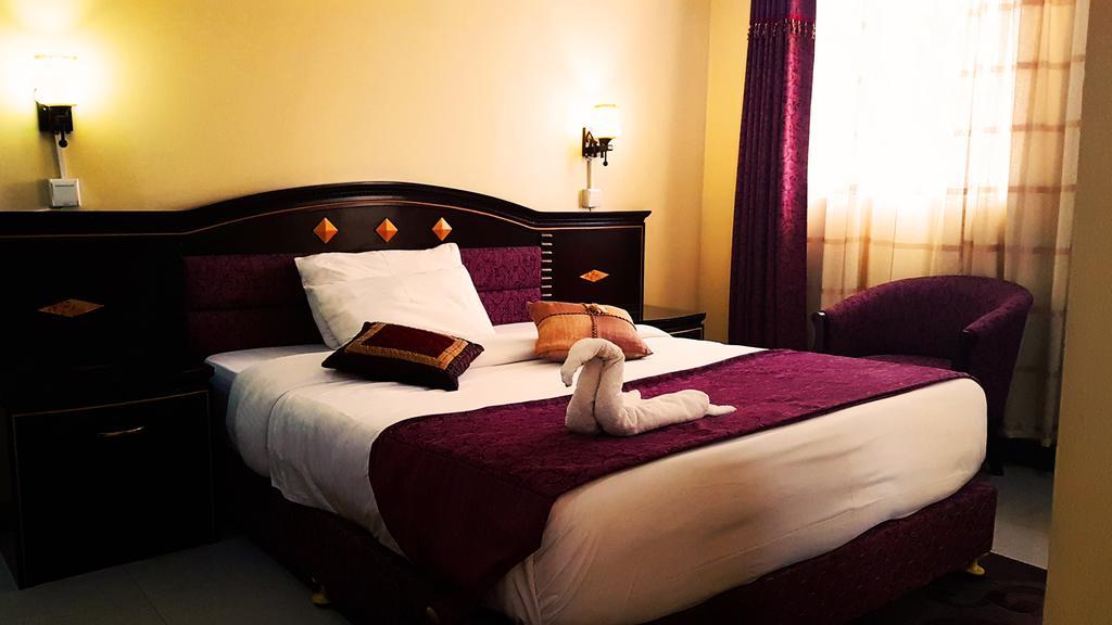 Urban Rose Hotel & Apartments Dar es Salaam Bagian luar foto