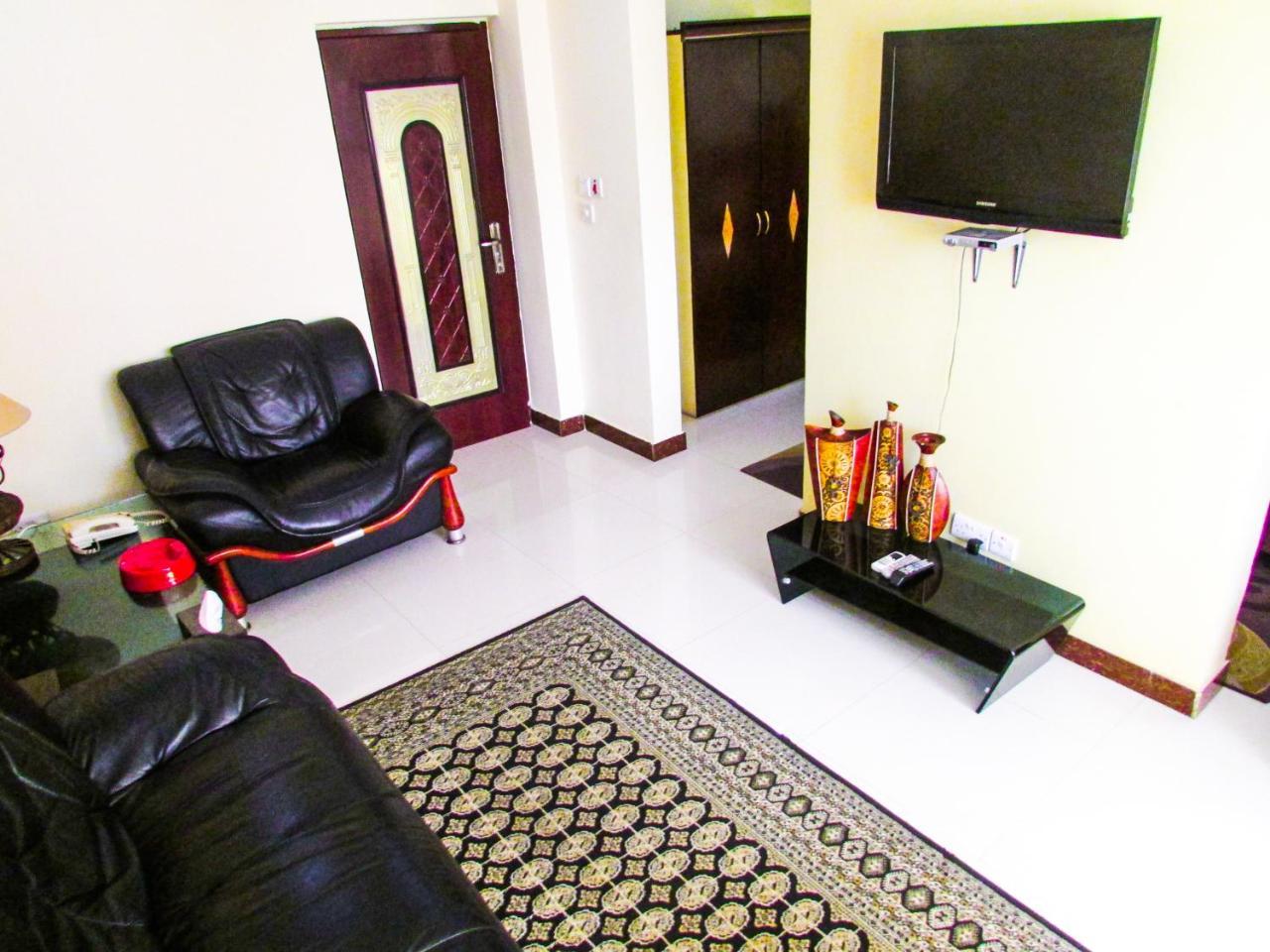 Urban Rose Hotel & Apartments Dar es Salaam Bagian luar foto